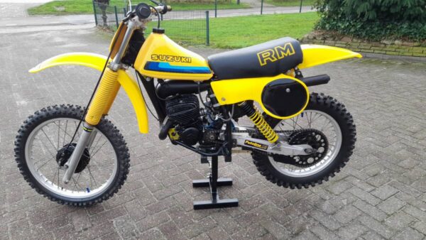 Suzuki RM 125 1980 - Image 3